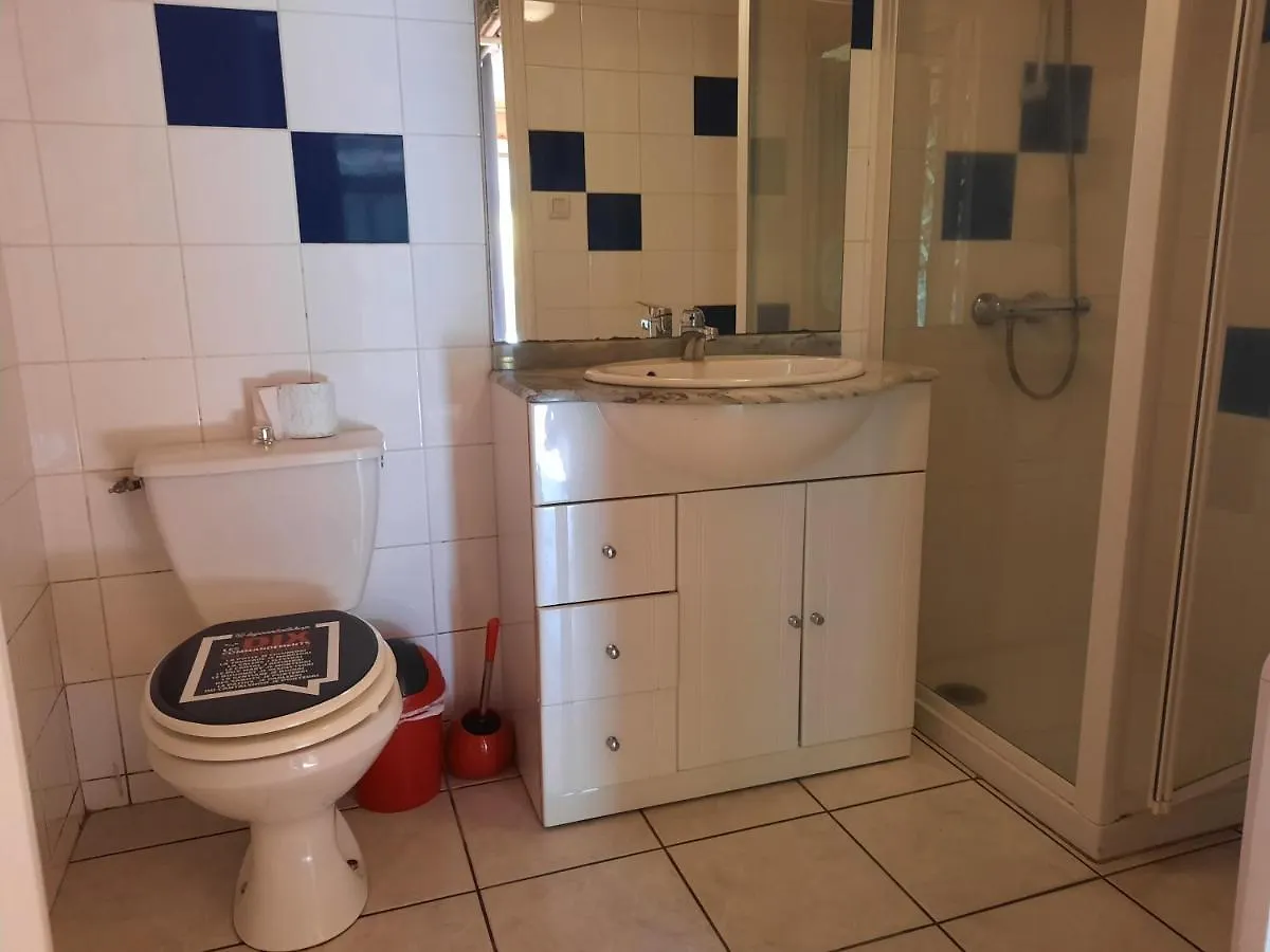 La Maisonnette Fontanges 0*,